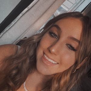 Meet your Posher, Kaitlyn